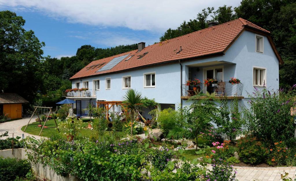 Privatzimmer Langthaler Melk Exterior foto